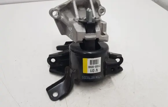 KIA Soul Engine mount bracket 218303Z000