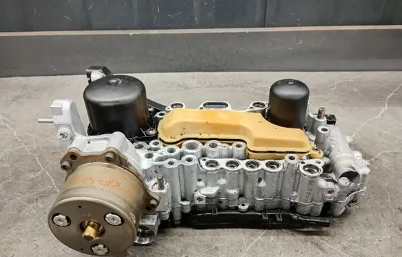 Audi A4 S4 B5 8D Transfer box differential control unit 00k325583h