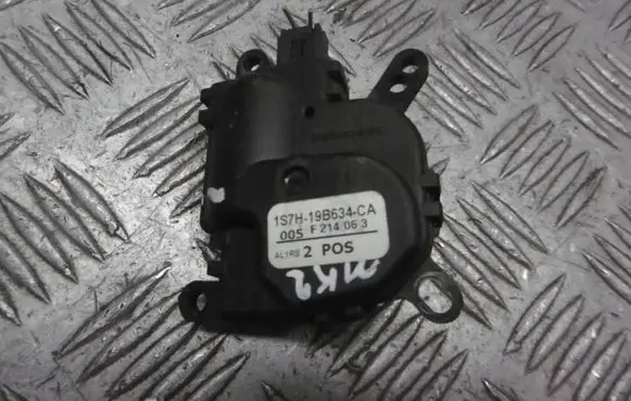 Ford Focus A/C air flow flap actuator/motor 1S7H19B634CA