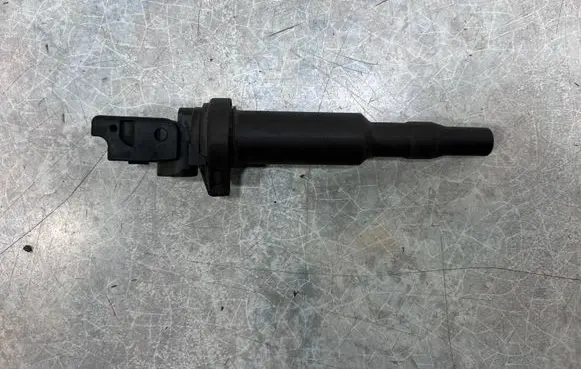 High voltage ignition coil