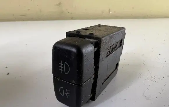 Mitsubishi Space Wagon Fog light switch 