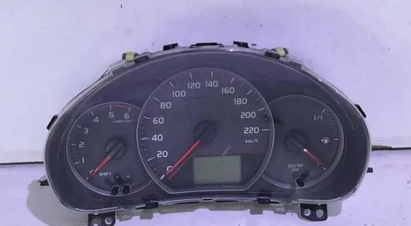 Toyota Yaris Speedometer (instrument cluster) 838000DQ20
