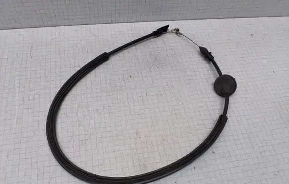 Volkswagen Touran I Rear door cable line 1T0839085