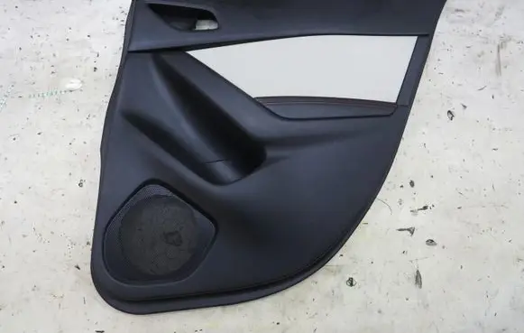 Mazda 3 II Rear door card panel trim KRIS235789