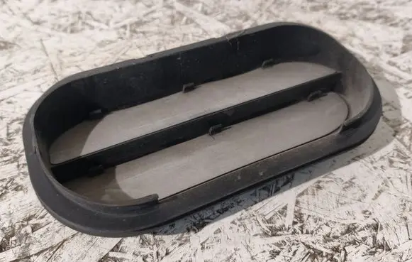 Audi A5 Quarter panel pressure vent 6R0819465
