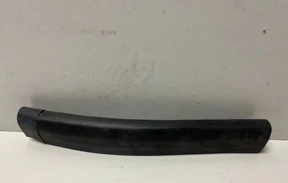 BMW XM Engine compartment rubber 7425427 7425428