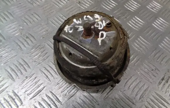 Mercedes-Benz Vito Viano W639 Engine mount vacuum valve A6392410413
