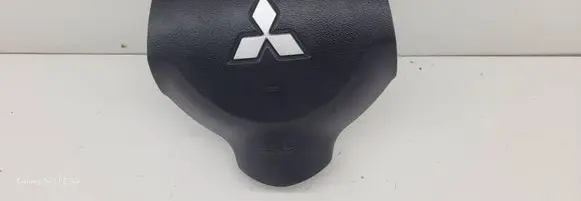Mitsubishi Lancer X Steering wheel airbag 