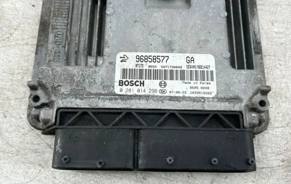 Chevrolet Captiva Engine control unit/module 0281014296 96858577 5071730048