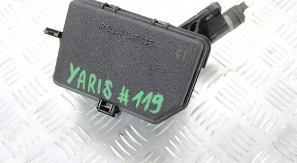Toyota Yaris Fuse module