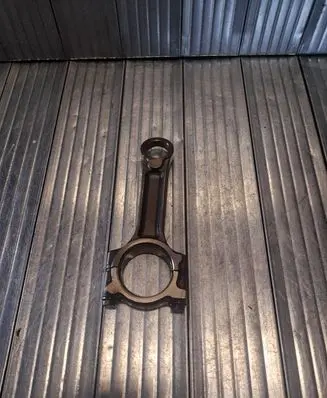 Dacia Duster Connecting rod/conrod 
