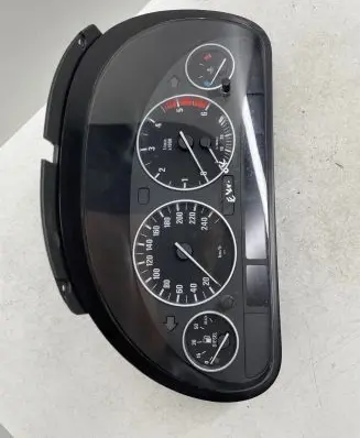 BMW 5 E39 Speedometer (instrument cluster) 62116942183 110008784 870012942