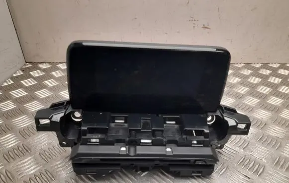 Mazda CX-5 Radio/CD/DVD/GPS head unit KN5A669C0