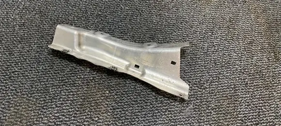 BMW 5 F10 F11 Heat shield in engine bay 5148718520305