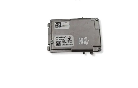 Maserati Levante Windshield/windscreen camera 68290304AE 670153623