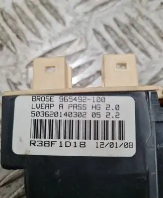 Citroen C4 I Front door window regulator motor 9681575880
