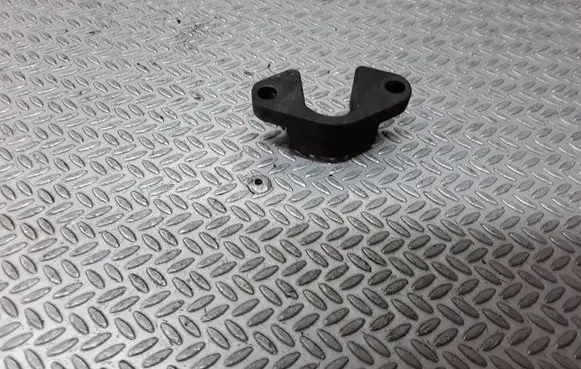 BMW X5 E53 Fuel Injector clamp holder