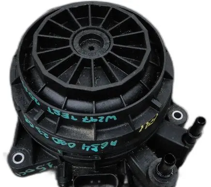 Mercedes-Benz B W247 Fuel filter housing 