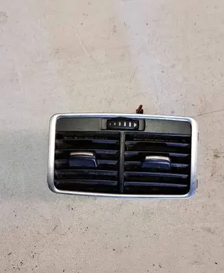 Audi A6 S6 C6 4F Rear air vent grill 4F0819203