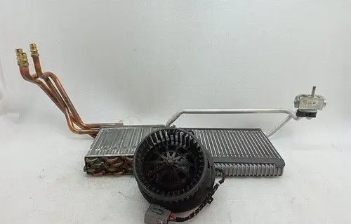 Ferrari FF Heater blower motor/fan resistor 88330900