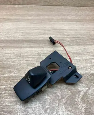 BMW 5 E60 E61 Steering wheel adjustment switch 6947786 676786