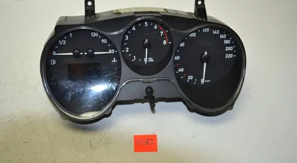 Seat Altea XL Speedometer (instrument cluster) 5P0920823A