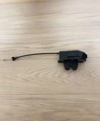 Opel Grandland X Tailgate/trunk/boot lock/catch/latch 9687148480 180320101B2