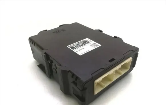 Lexus CT 200H Gearbox control unit/module 89535-76010 079100-3661