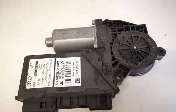 Audi A4 S4 B7 8E 8H Front door window regulator motor 8E2959801F 5WK49199CBF