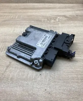 Opel Insignia A Engine control unit/module ECU 55576906 0281017105