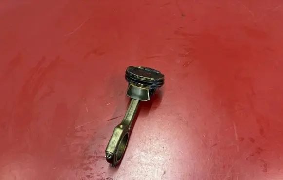 BMW X3 F25 Piston with connecting rod 7846593 7624615 8606459