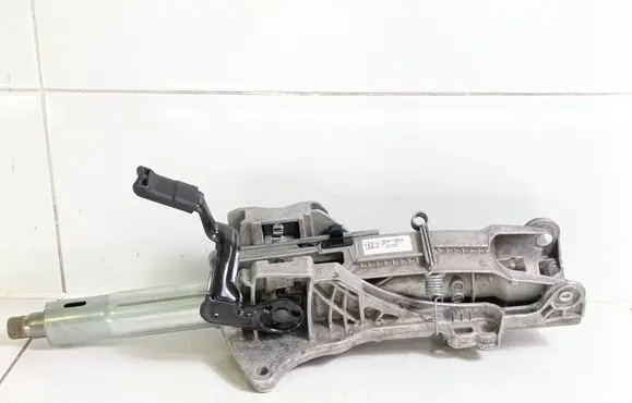 Mercedes-Benz Vito Viano W447 Steering wheel axle A4474604400