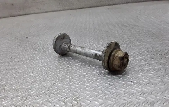 Volkswagen Transporter - Caravelle T5 Rear suspension camber bolt 