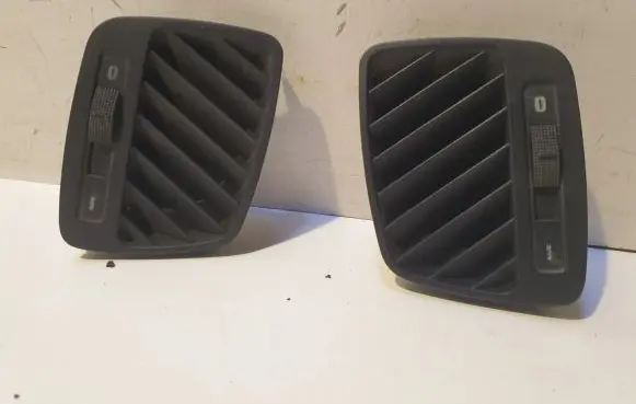 Audi A6 S6 C5 4B Dashboard side air vent grill/cover trim 4B0819794 4B0819793