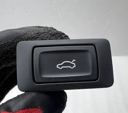 Audi Q4 e-tron Tailgate/boot open switch button 4G0959831C