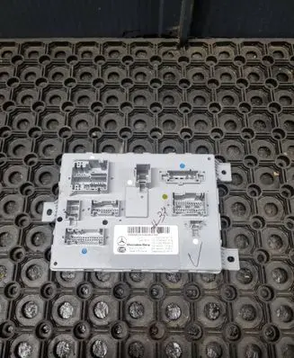 Mercedes-Benz C W205 Other control units/modules 5DK01077577 A2229000014 A2229011203