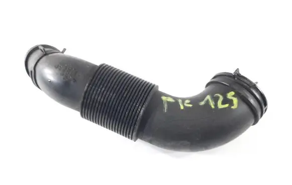 Audi Q7 4L Air intake hose/pipe 7L6129627F