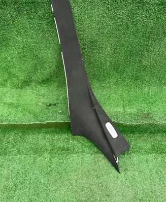 Mercedes-Benz E W212 (D)pillar trim (top) A2126900925