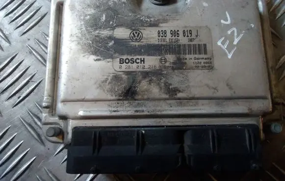Volkswagen Sharan Engine control unit/module 038906019J 0281010216 28SA4558