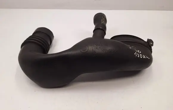 BMW 3 E90 E91 Air intake duct part 7791646 13717791646