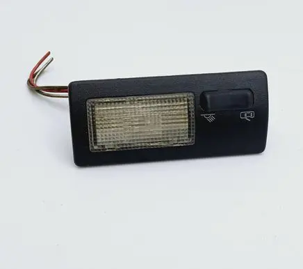 Volkswagen PASSAT B3 Rear seat light 357947291