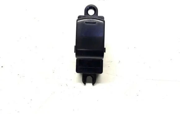 Nissan Qashqai Electric window control switch 25411BR00A