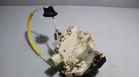 Audi A4 S4 B7 8E 8H Rear door lock