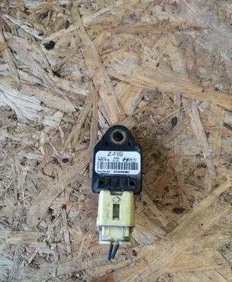 Hyundai i30 Airbag deployment crash/impact sensor 959201H100