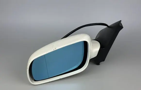 Volkswagen Golf IV Front door electric wing mirror E90411900 096279743