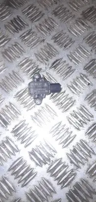 Audi A4 S4 B7 8E 8H Airbag deployment crash/impact sensor 8P0955557