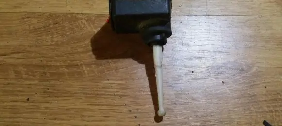 Headlight level adjustment motor