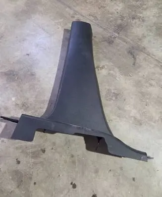(B) pillar trim (bottom)