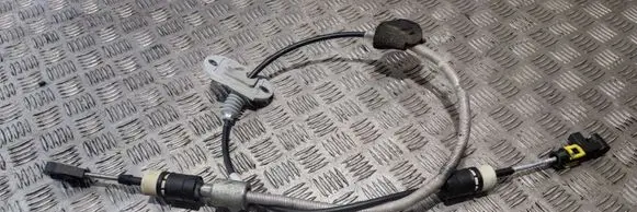 Volvo XC90 Gear shift cable linkage 31325795