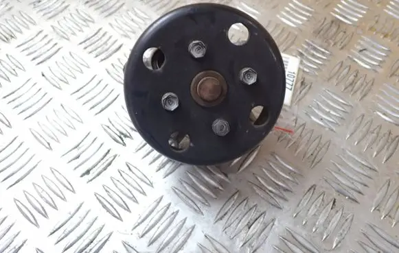 KIA Sportage Water pump 